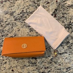 Tory Burch Eyeglass Case & Cloth